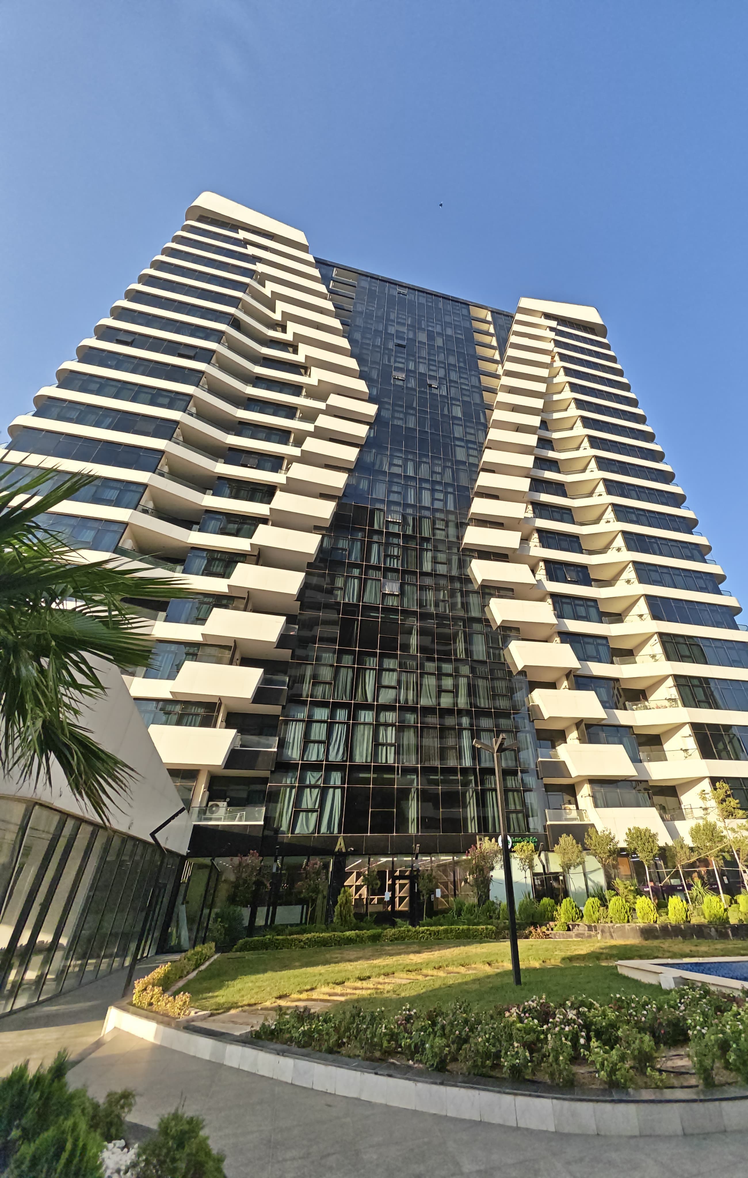 White Towers, photo 2